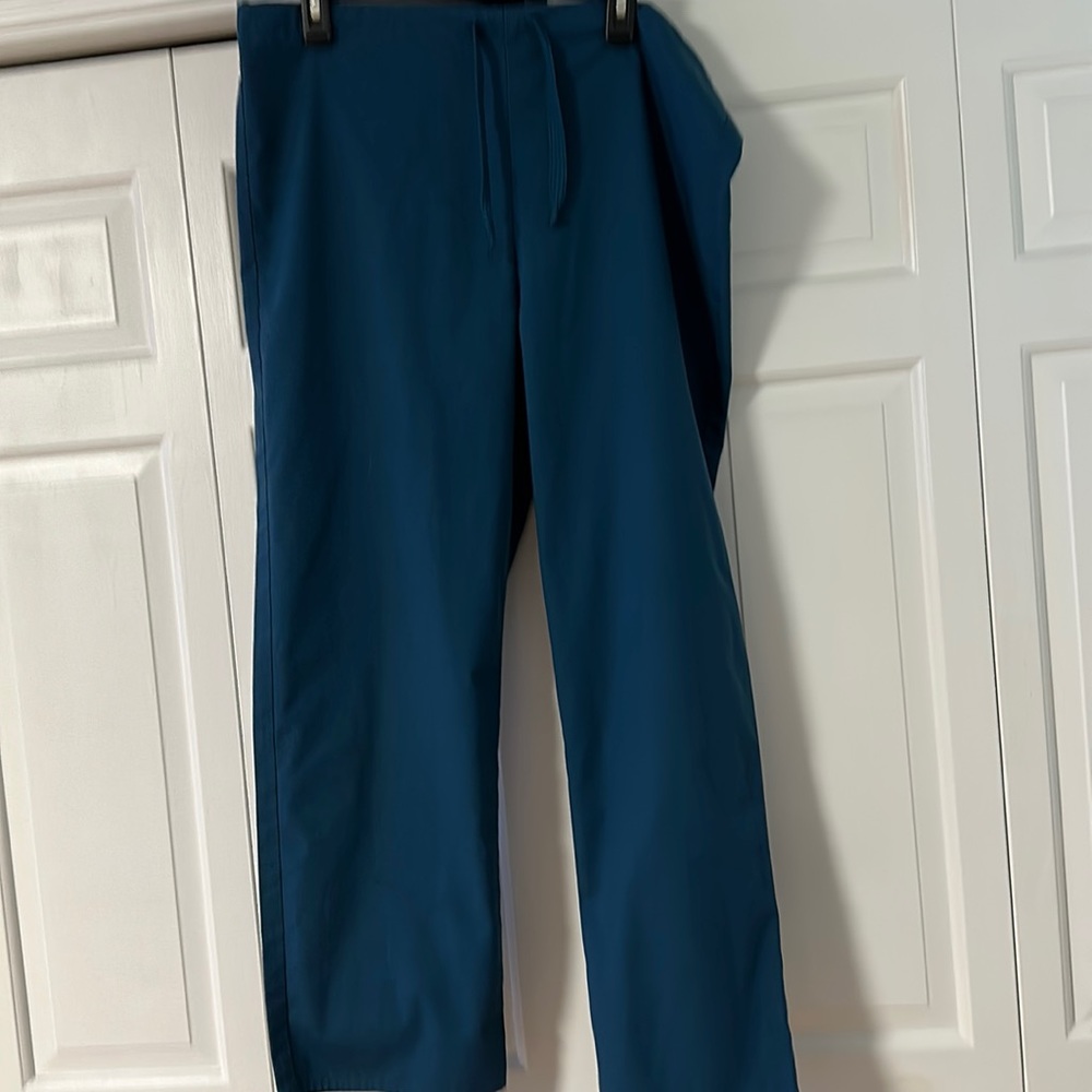Life unisex size small